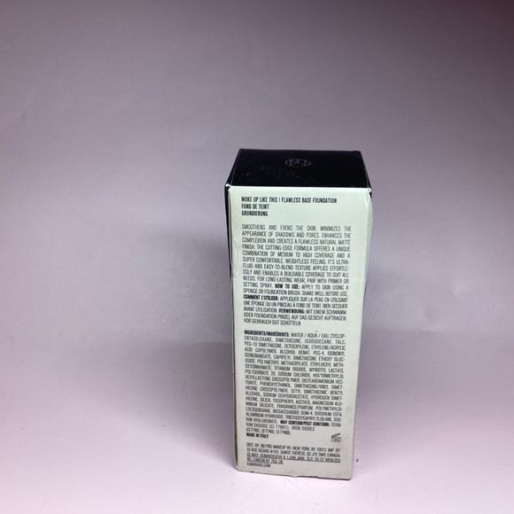 IL Makiage Woke up Like This Base Foundation In Shade 040 1.01 oz - Picture 3 of 4